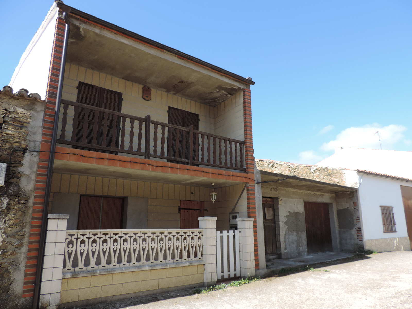 Foto de fachada del inmueble según el Catastro