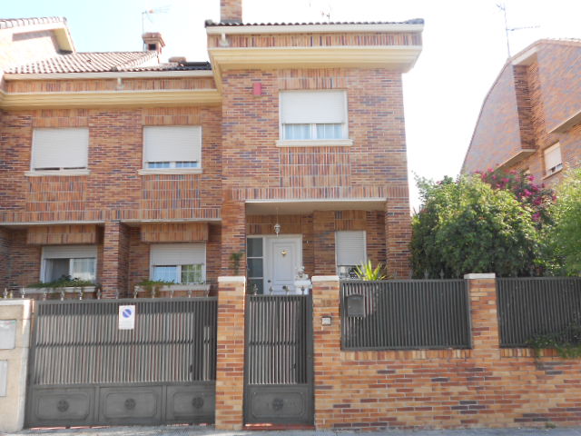 Foto de fachada del inmueble según el Catastro