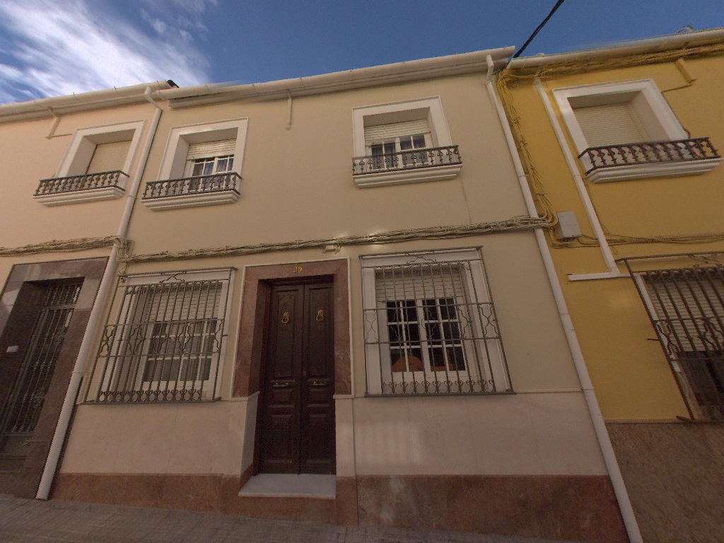 Foto de fachada del inmueble según el Catastro